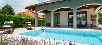 Aschbacher by Interhome