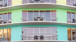 Exterior - Kings Beach Top Floor Unit With Private Rooftop (Kings Beach)