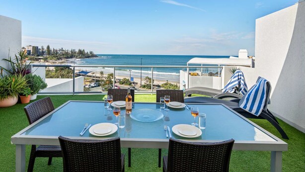 Outdoor dining - Kings Beach Top Floor Unit With Private Rooftop (Kings Beach)