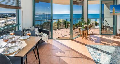 🥂 Waterfront Moffat Beach🥂 Private Dachterrasse