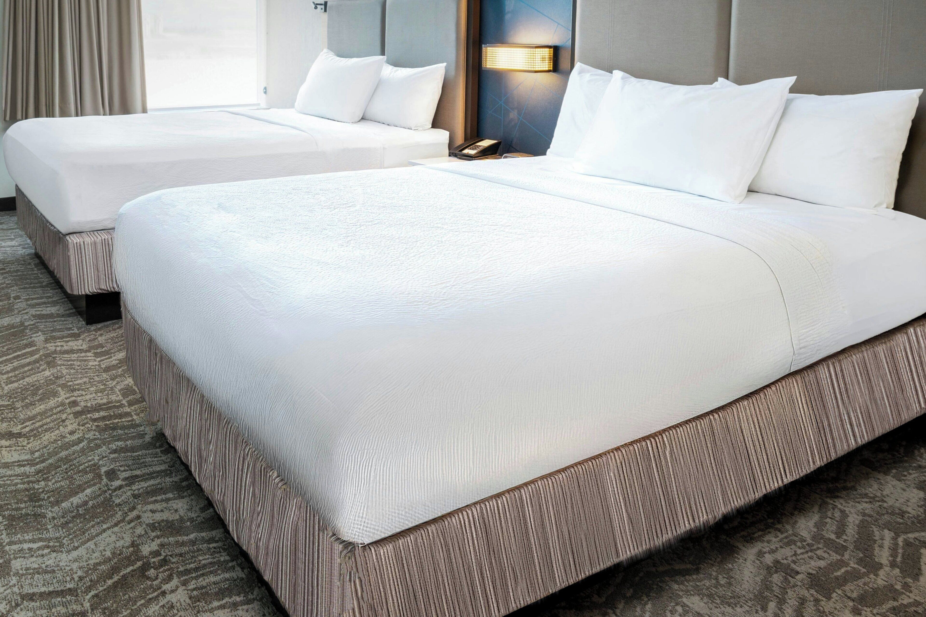 Suite, 2 camas de matrimonio | Escritorio, espacio para trabajar con un portátil, wifi gratis