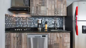 Microwave, dishwasher, coffee/tea maker, cookware/dishes/utensils