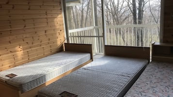 2 bedrooms, free WiFi