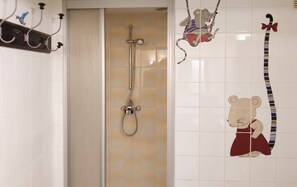 Shower - Homerez - Cozy House in Cirey-sur-Vezouze (Cirey-sur-Vezouze)
