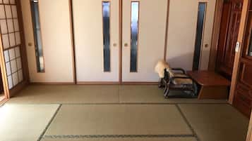 Private Vacation Home | 1 bedroom, free WiFi