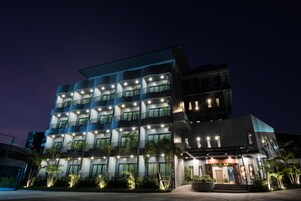 Front of property – evening/night