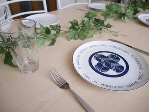 Apartamento básico | Servicio de comidas en la habitación