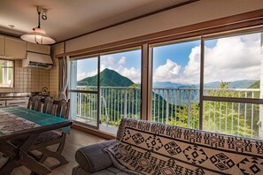 Flat-screen TV - A villa in the forest in Minamikaruizawa (Shimonita)