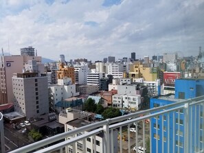 아파트 (1203) | 시내 전망