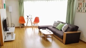 Apartment (706) | Living room | Flat-screen TV - AMS Tower 706 (Sapporo)