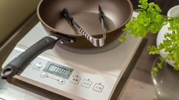 Apartment | Private kitchenette | Fridge, microwave, stovetop, electric kettle