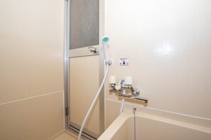 Apartment | Bathroom shower - 【MH】 Miki Heights 101 (Sapporo)