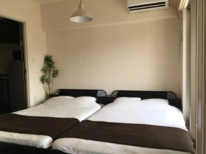 Rom (up to 5 Guests, No.3) | 1 soverom og wi-fi (inkludert)