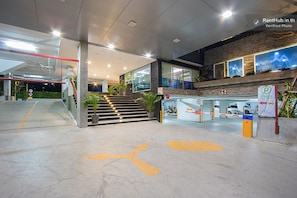 Property entrance - Infinity Suite (Khlong Luang)