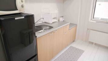 Private Vacation Home | Private kitchen | Fridge, microwave, stovetop, electric kettle