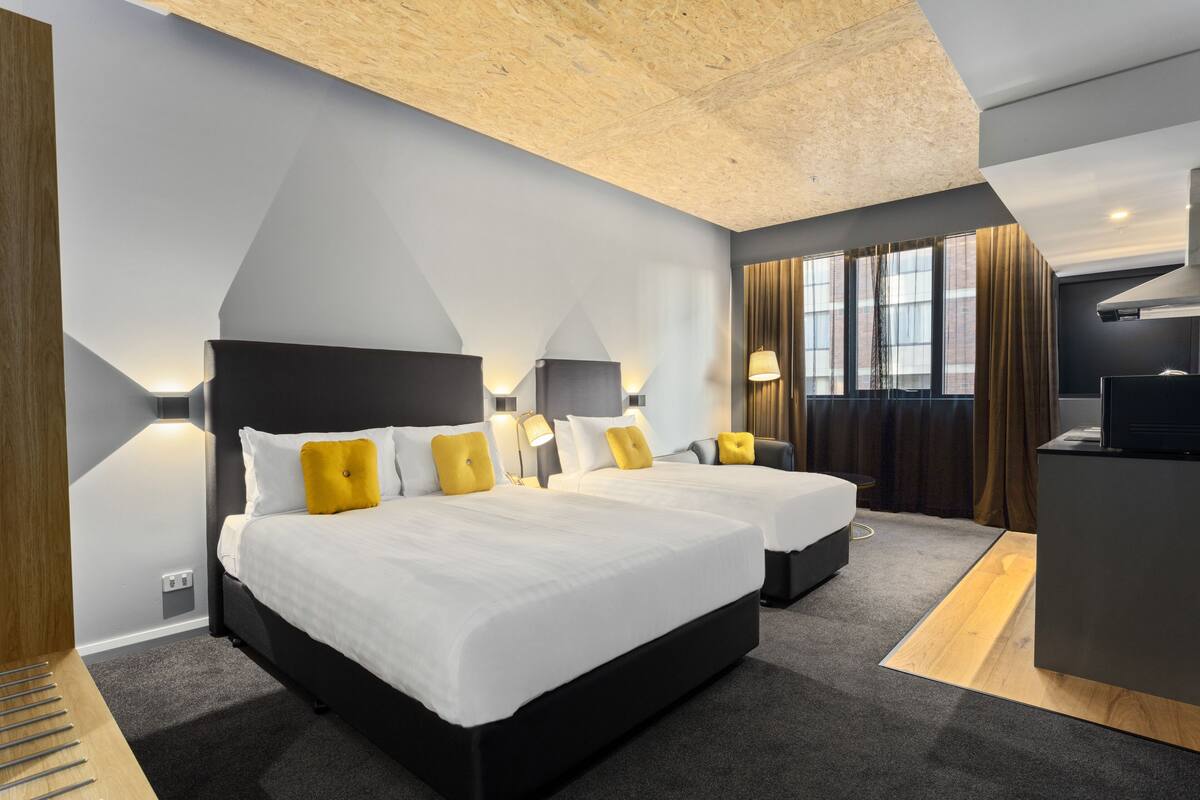 Twin Studio | Premium bedding, pillow-top beds, in-room safe, iron/ironing board