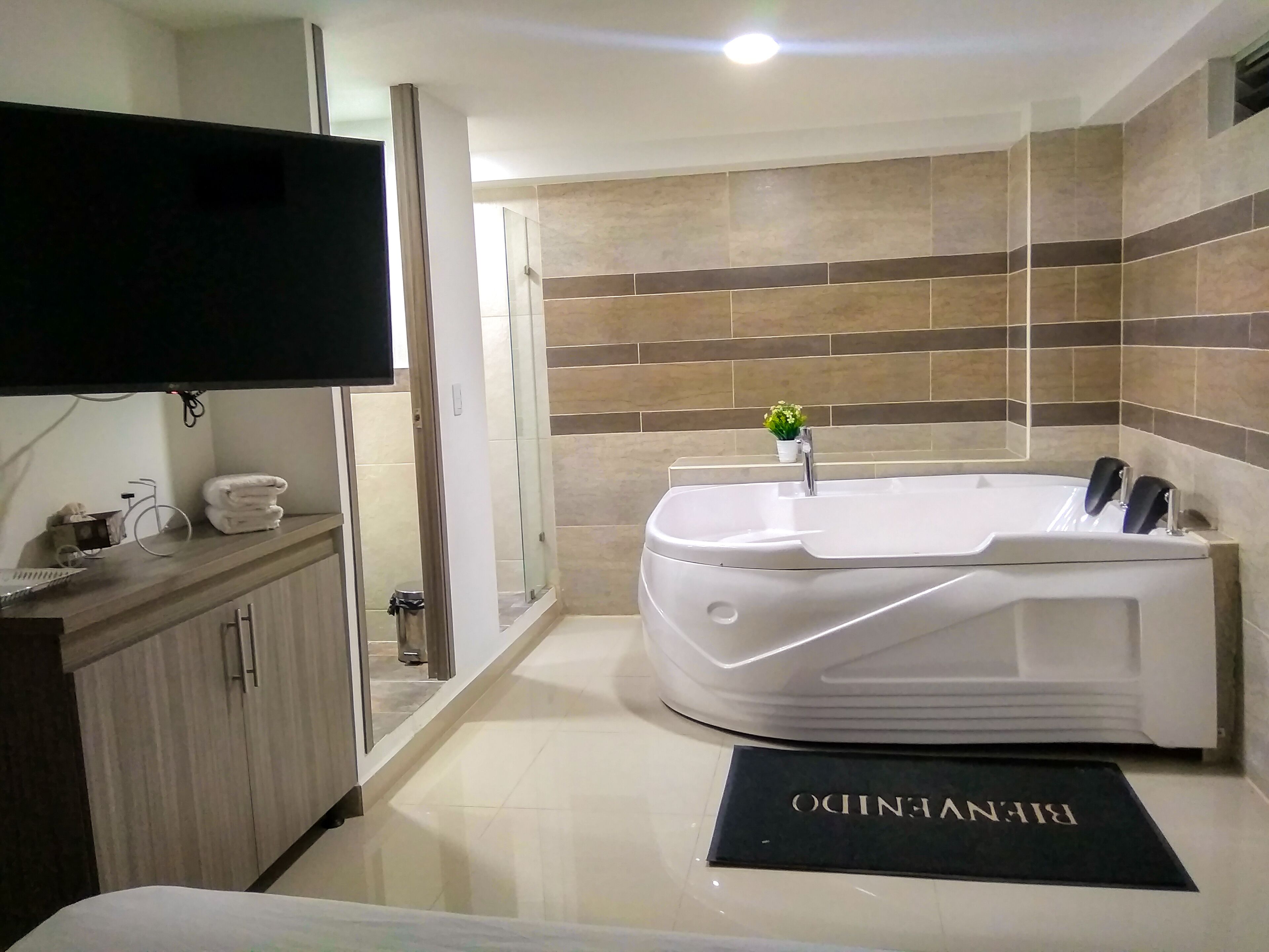 Ropa de cama hipoalergénica y wifi gratis 