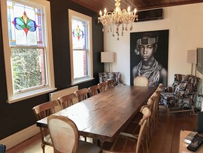 Maison Luxe, 5 chambres, cuisine, côté cour intérieure | Intérieur