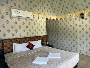 Royal Suite | Free WiFi - Morni Hills Resort (Panchkula)