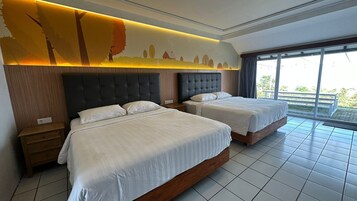 Family Room | Free WiFi, bed sheets