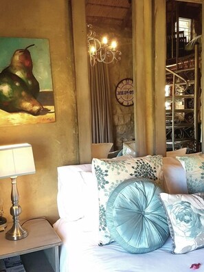 Bungalow (Bloureen) | Living area - Affi Lande Boetiek Guest Farm (Fouriesburg)