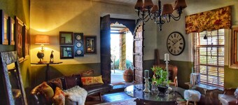 อาฟฟิลันเดบูทีกเกสต์ฟาร์ม