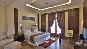Family Room | In-room safe, iron/ironing board (on request), WiFi (free), bed sheets - Rori Hotel Hawassa (Awassa)