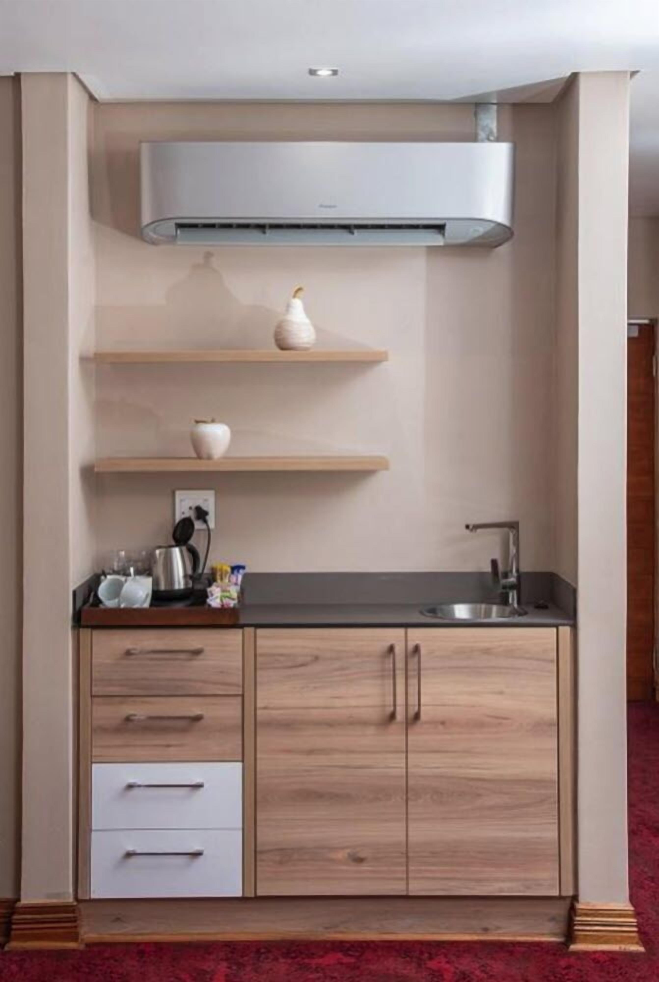 in-room safe, blackout curtains, soundproofing, iron/ironing board