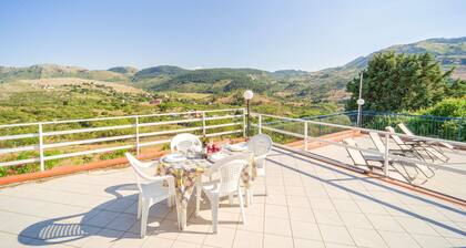 5 bedroom nice home in Monreale