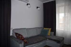 Business Studio | Living area | Flat-screen TV - RedCity - Dublin (Moscow)
