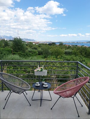 Design Studio | Balcony