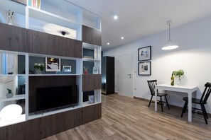 Studio Design | Vardagsrum | Platt-tv