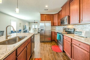 Villa (4 Bedrooms) | Private kitchen | Full-size fridge, oven, stovetop, dishwasher