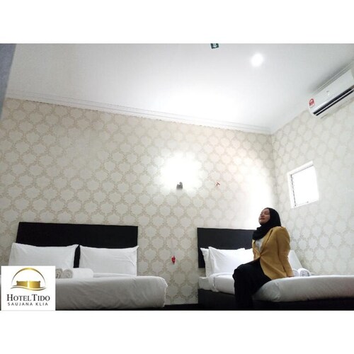 Hotel Tido Saujana KLIA