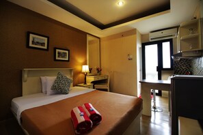 Free WiFi - London Living at Kebagusan City (Jakarta)