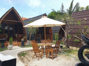 Front of property - Jambu Guesthouse (Penida Island)