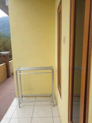 Kamar Standar | Teras/patio
