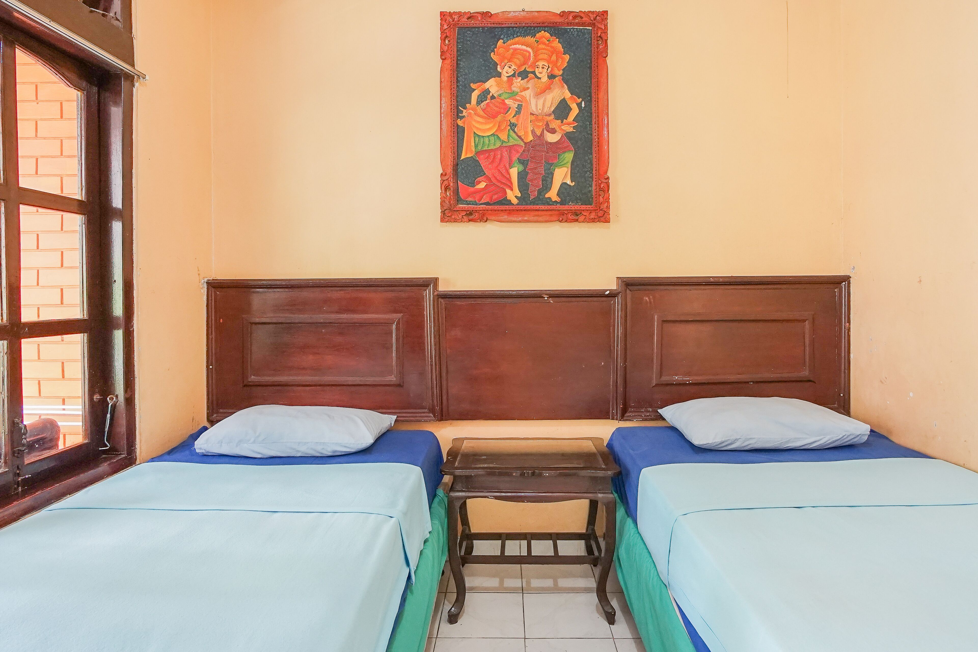 Photo - RedDoorz at Mahendra Beach Inn Kuta
