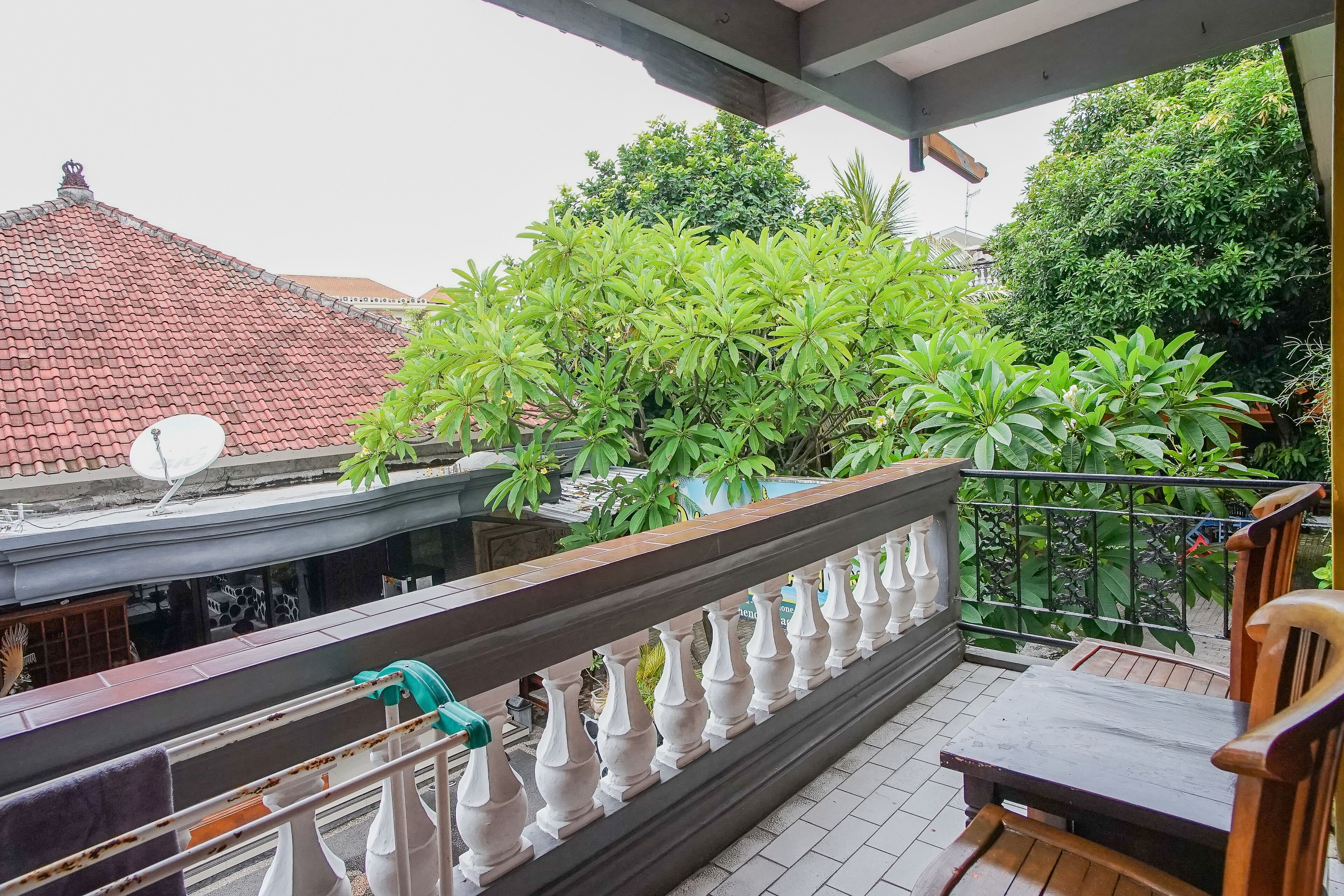 Foto - RedDoorz at Mahendra Beach Inn Kuta