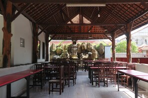 Dining - Hotel Diana 1 (Denpasar)