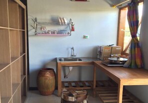 Shared kitchen - D'Sawah Homestay (Klaten)