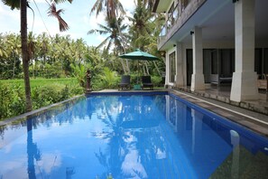 Outdoor pool - Pondok Tulasi Semaya House (Sukawati)