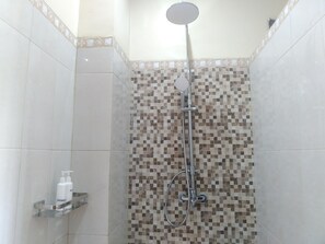 Shower, towels