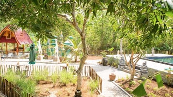 Bungalow Deluxe, vistas al jardín | Vistas desde la habitación
