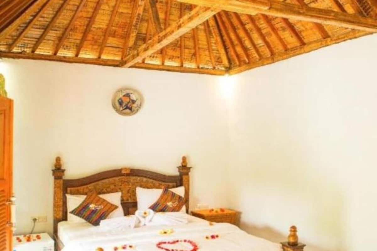 1 bedroom, laptop workspace, soundproofing, free WiFi