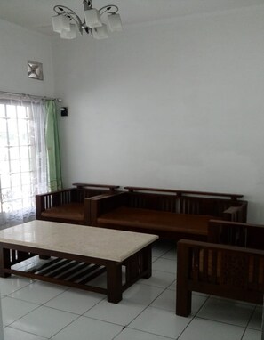 Interior - Omah Kemiri 3 Yogyakarta (Sleman)