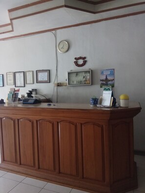 Reception - Orchid Hotel (Bukittinggi)