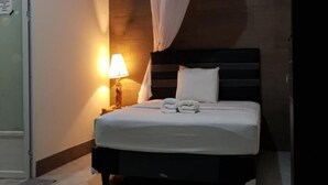 Deluxe Double Room - Banyu Urip Homestay (Kuta)