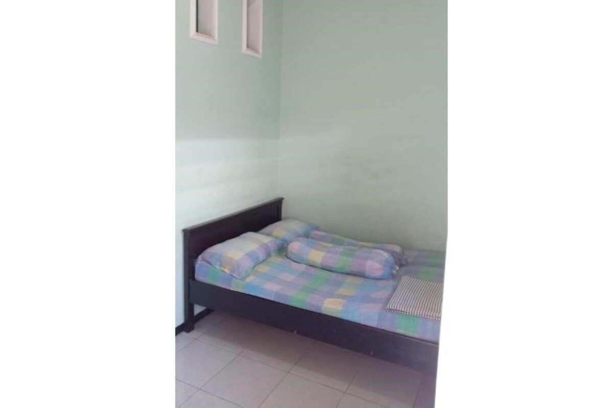 DOUBLE ROOM
