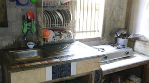 Fridge - Homestay Mbak Karti (Kalirejo)